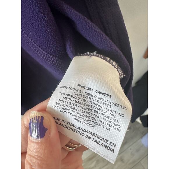 Nike Livestrong Jacket Women's XS Purple Full Zip Dri Fit Activewear Athleisure - Picture 5 of 8